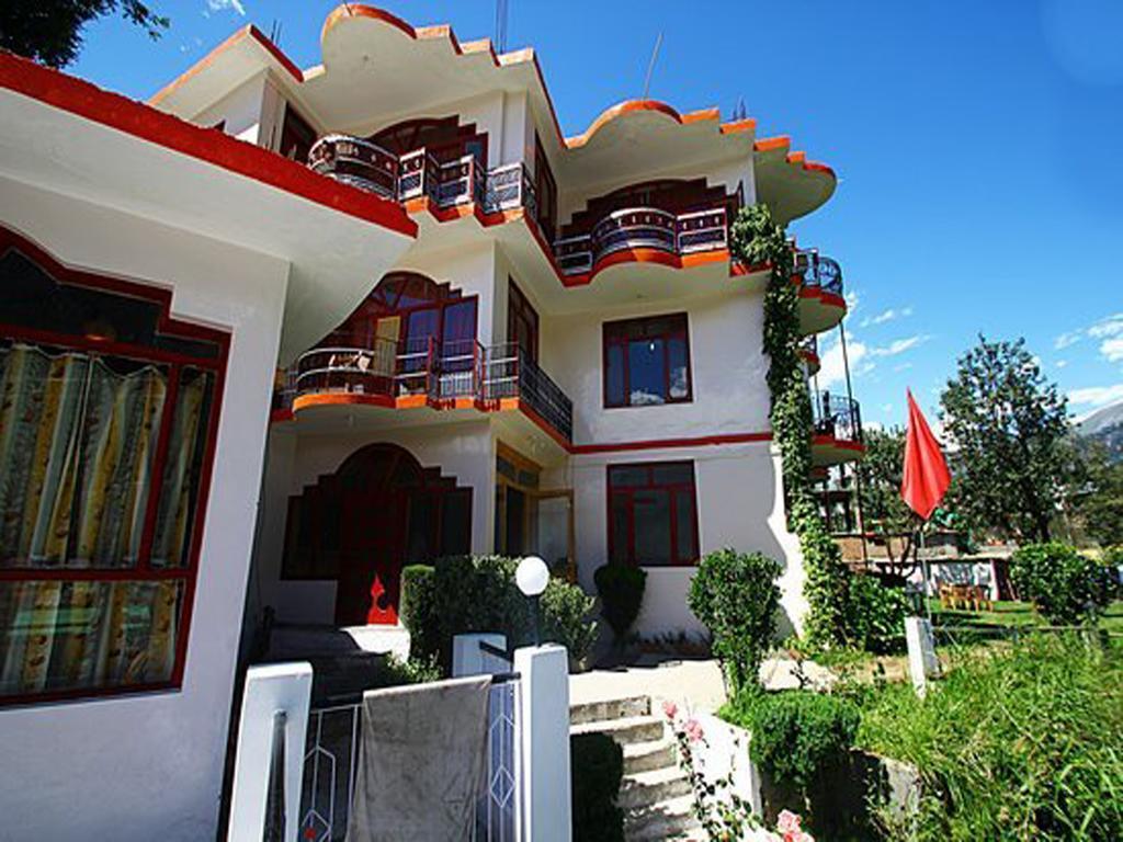 Himanshu Resorts Manāli Exterior foto