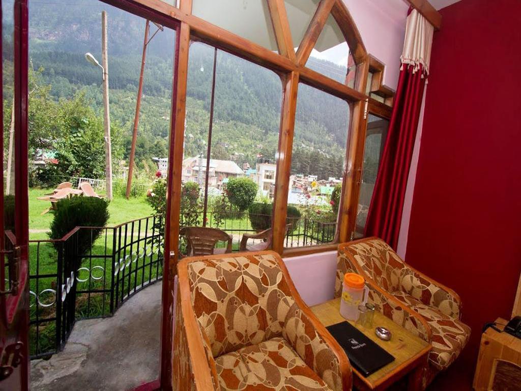 Himanshu Resorts Manāli Habitación foto